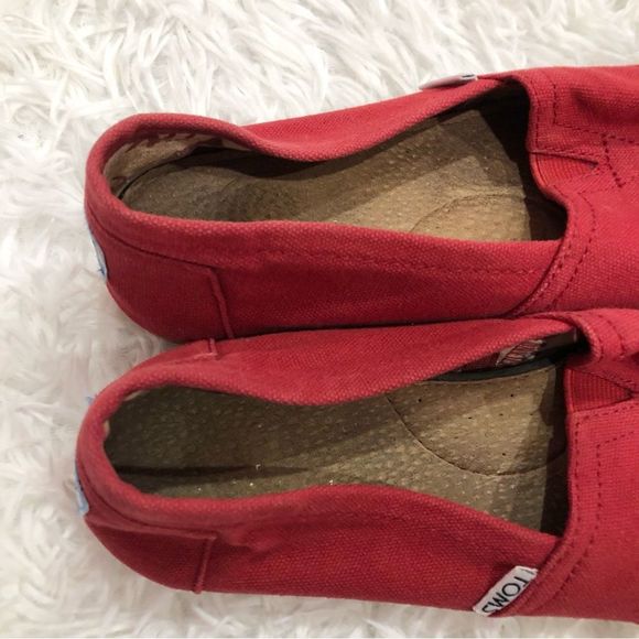Tom’s Alpargata Slip On Flat Shoes Red 8 - Picture 4 of 7